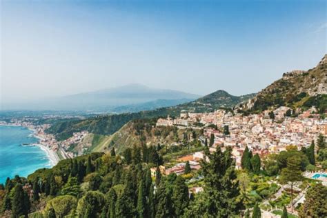 The Beginner's Guide to Taormina, Italy 